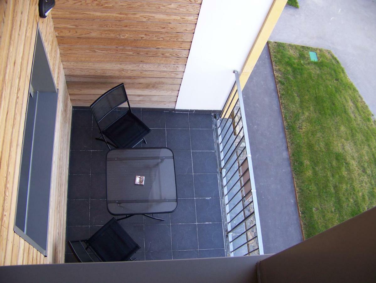 Duplex 3 Dormitorios Sabinanigo Exterior photo